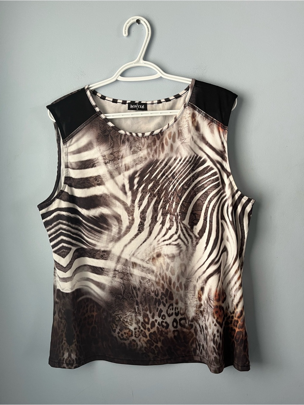 ✨ 3/$30 Onyx Brown White Animal Print Lightweight Sleeveless Tank Size XL